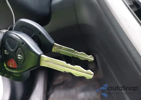 2009 Pontiac Vibe from USA, damaged, VIN 5Y2SP67879Z454662